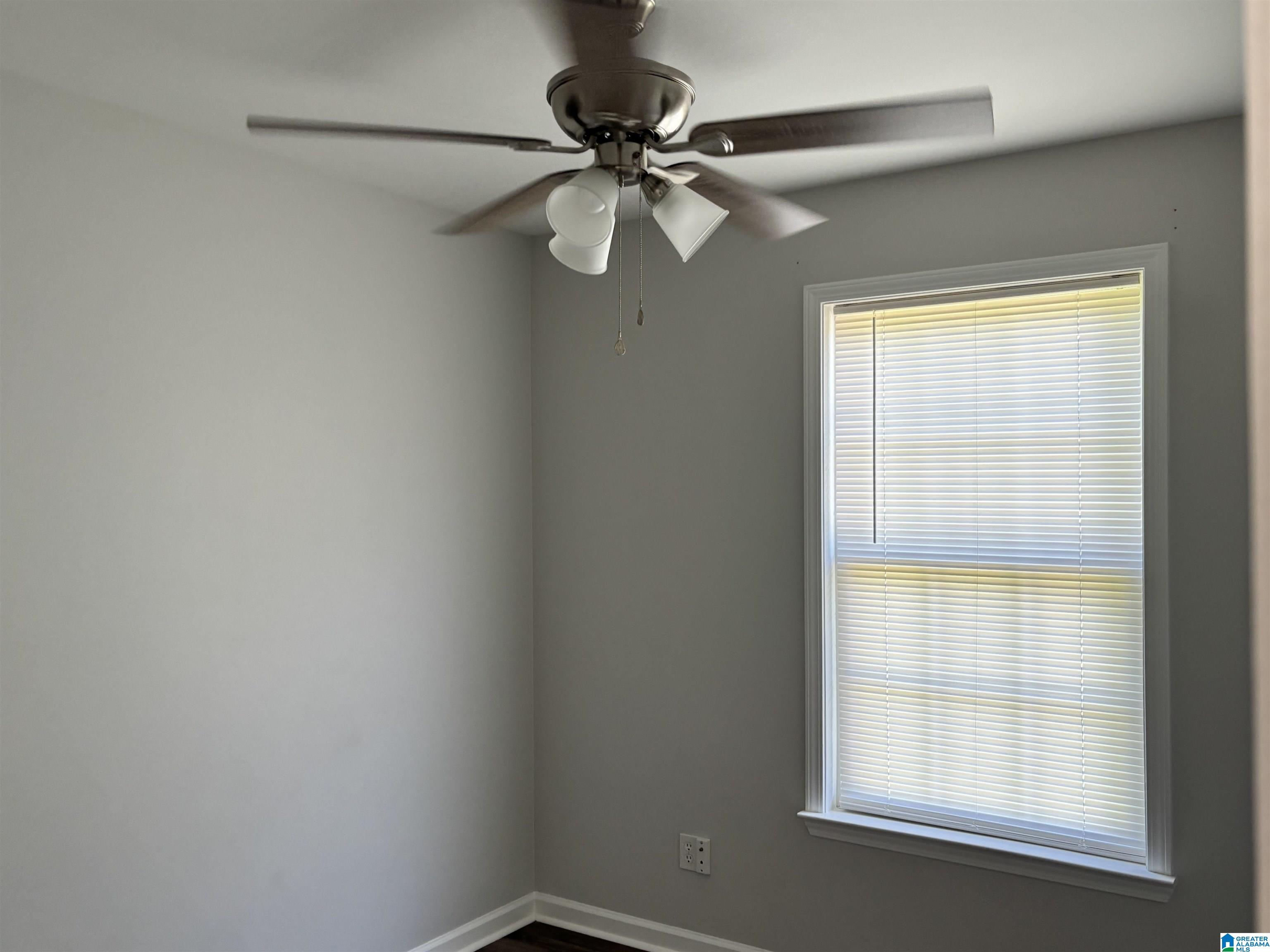386 Miranda Road Warrior, AL 35180 - Photo 22 of 40