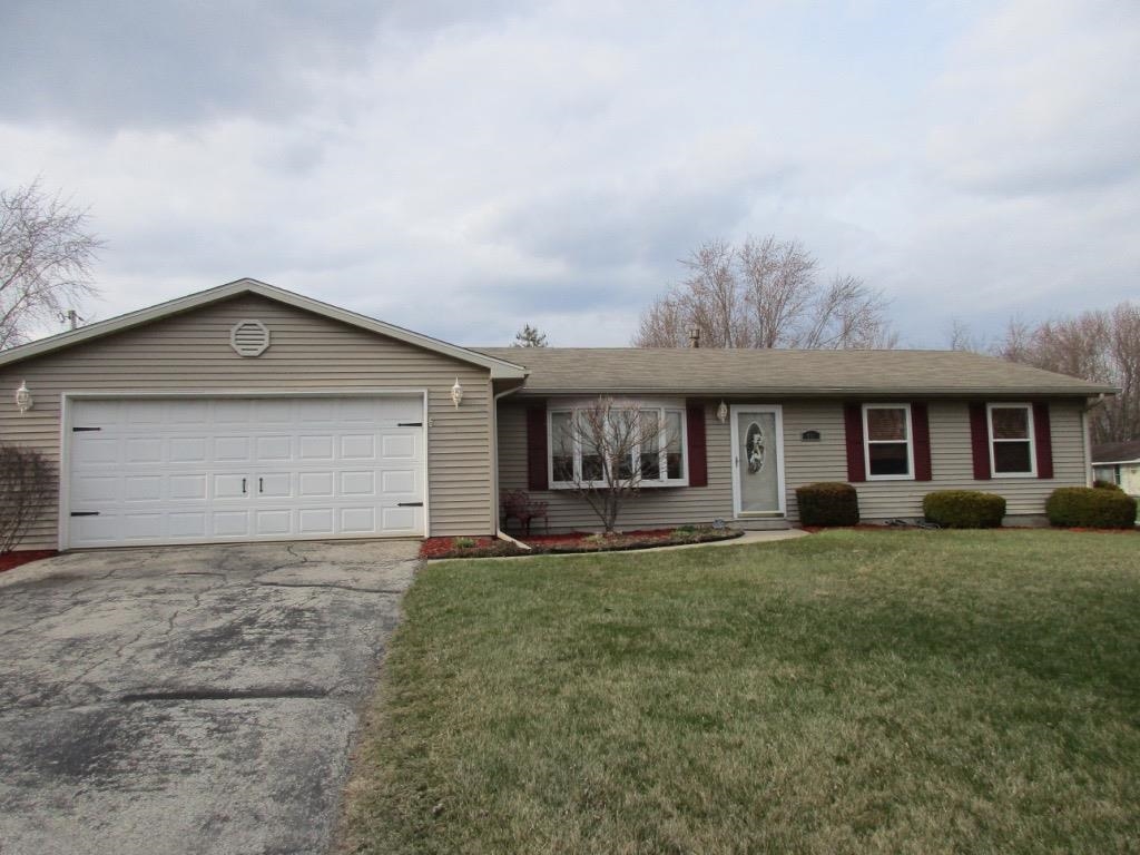 431 Newcastle Road Valparaiso, IN 46385 - Photo 2 of 10 1024x768