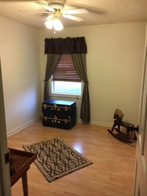 431 Newcastle Road Valparaiso, IN 46385 - Photo 5 of 10 480x640