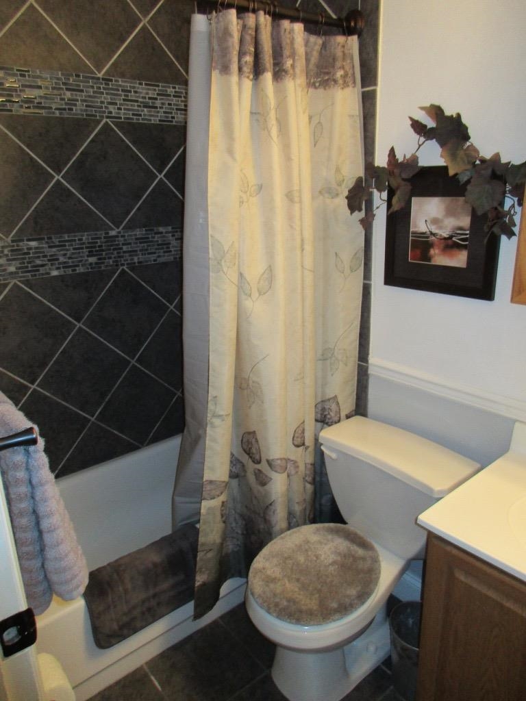 431 Newcastle Road Valparaiso, IN 46385 - Photo 8 of 10 768x1024