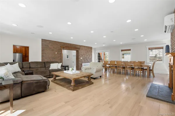 $1,395,000 | 103 Locust Avenue, Scarsdale, NY 10583