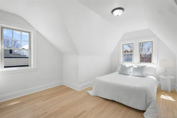 $1,395,000 | 103 Locust Avenue, Scarsdale, NY 10583