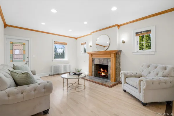 $1,395,000 | 103 Locust Avenue, Scarsdale, NY 10583