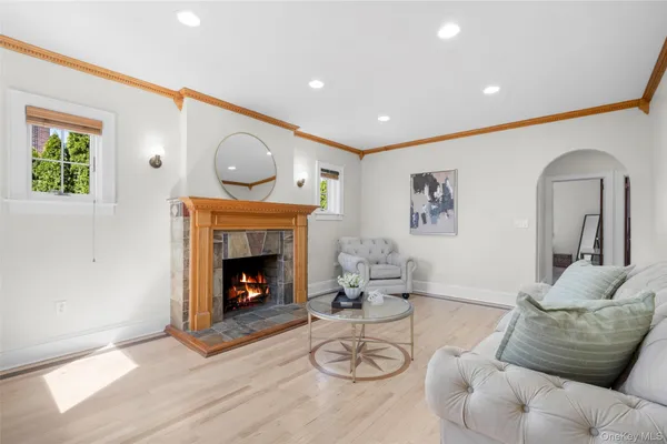 $1,395,000 | 103 Locust Avenue, Scarsdale, NY 10583