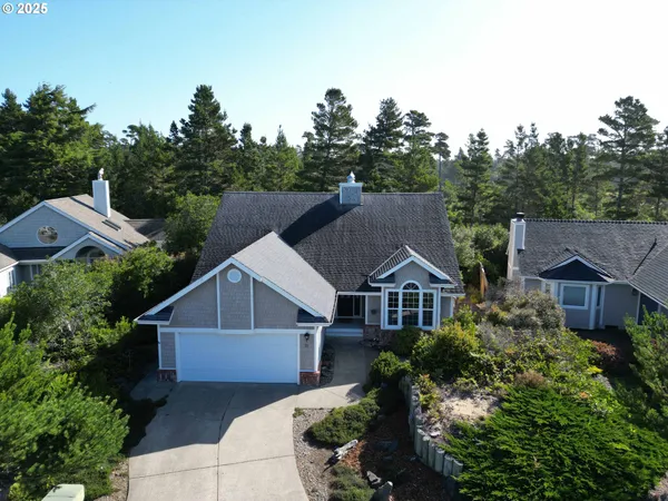$394,000 | 11 Mariners Lane, Florence, OR 97439