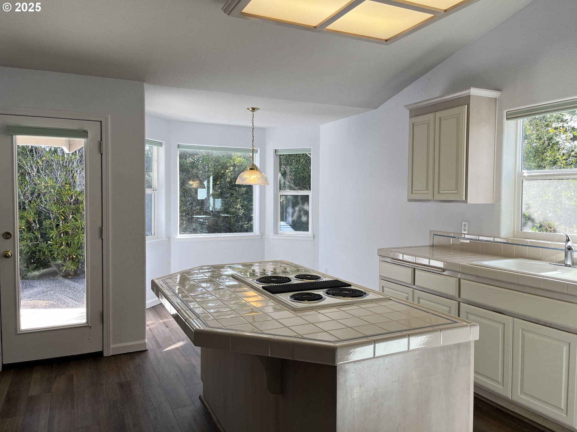 11 Mariners Lane Florence, OR 97439 - Photo 19 of 48