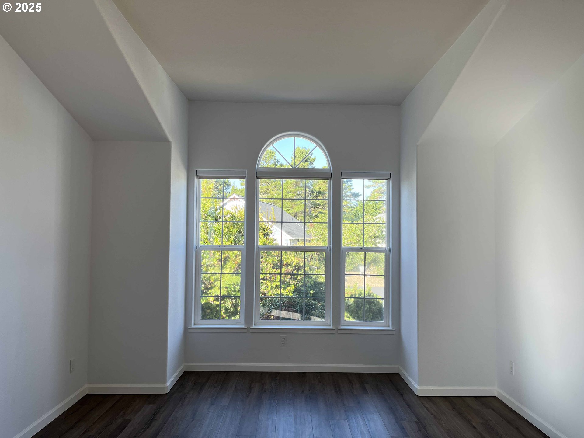 11 Mariners Lane Florence, OR 97439 - Photo 8 of 48