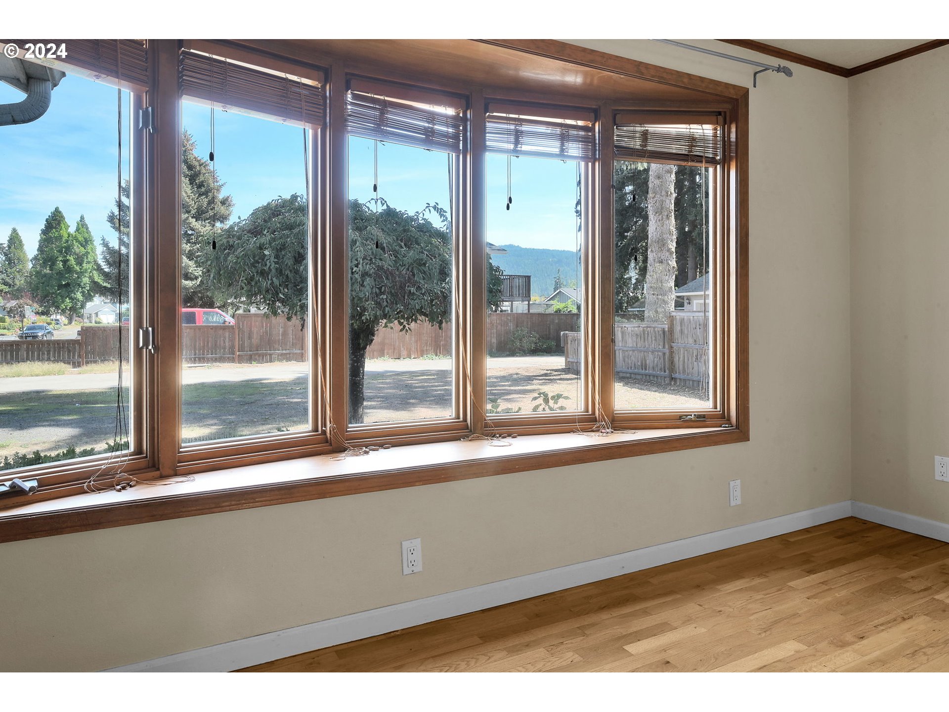 750 66th Street Springfield, OR 97478 - Photo 5 of 41 a view of an empty room with a window