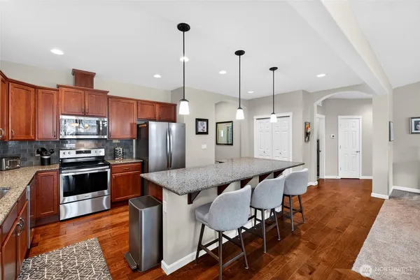 $625,000 | 646 Mandee Street Southeast, Lacey, WA 98513