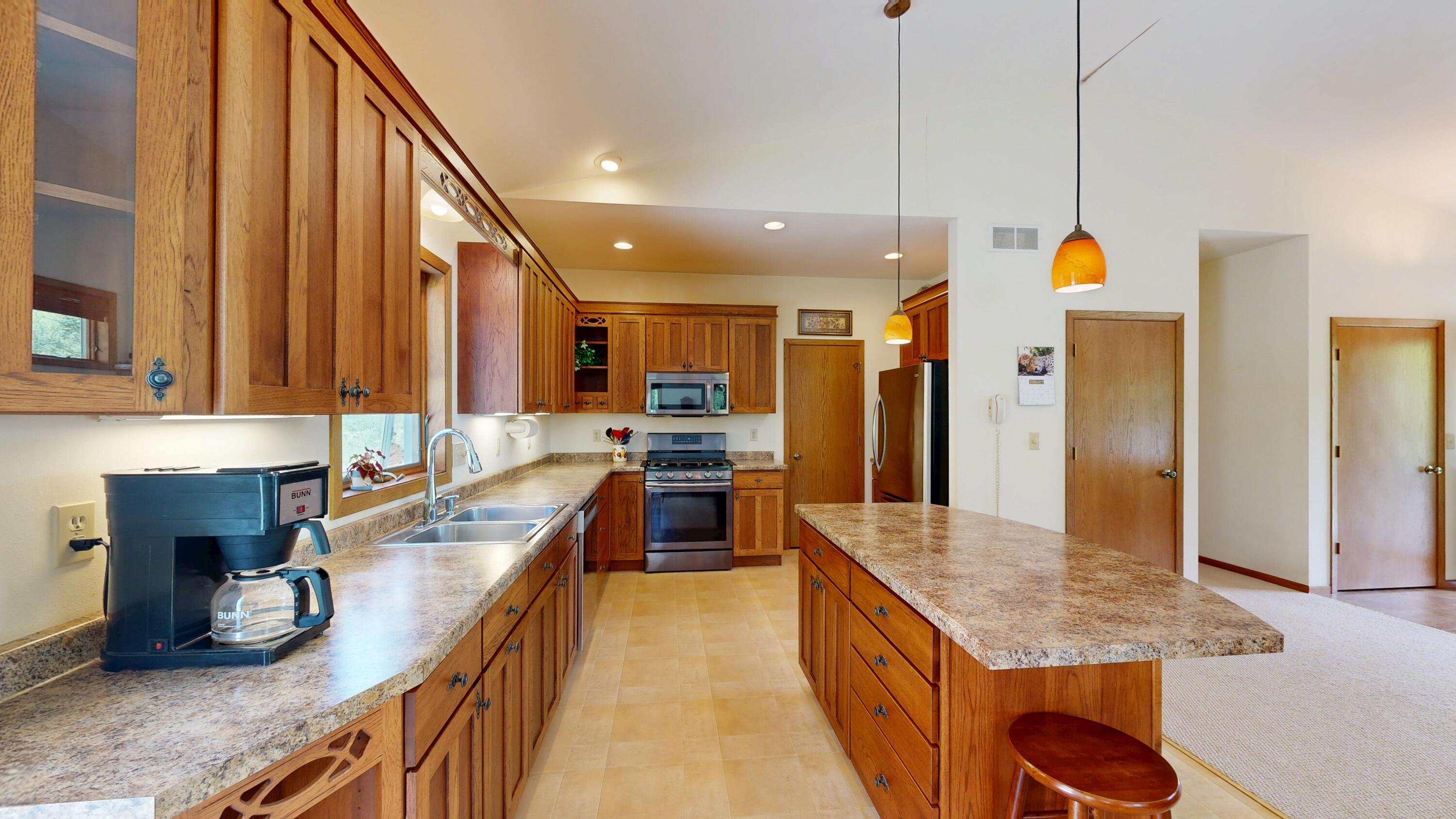 55276 3 Creeks Road Freeman, WI 54628 - Photo 6 of 57 Kitchen