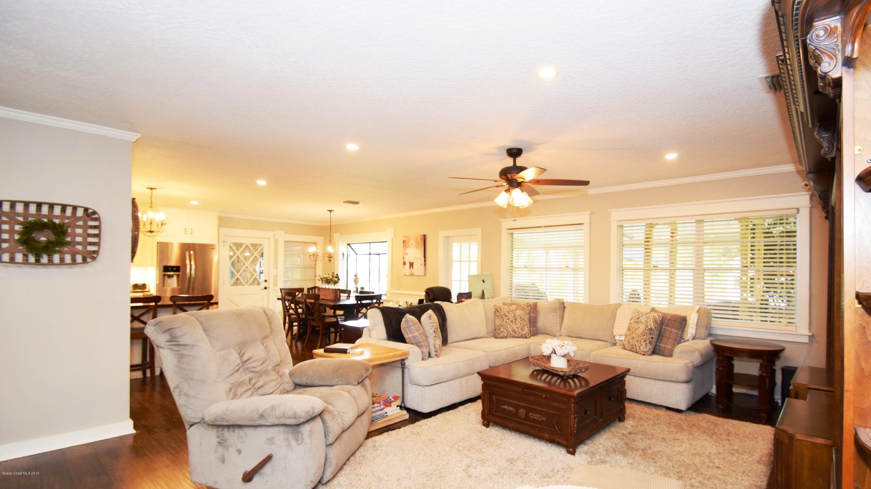 3940 Lake Washington Road Melbourne, FL 32934 - Photo 4 of 32 Great Room