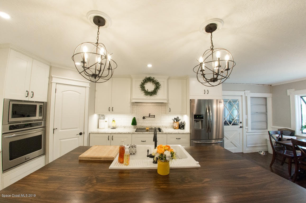 3940 Lake Washington Road Melbourne, FL 32934 - Photo 8 of 32 Kitchen View 3