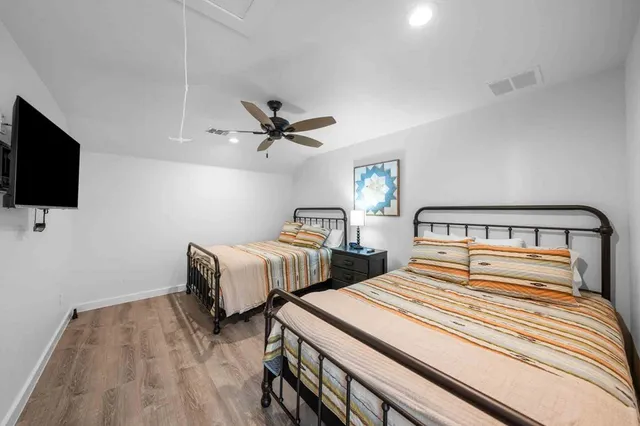 $1,950,000 | 147 Gray Wolf, Blanco, TX 78606