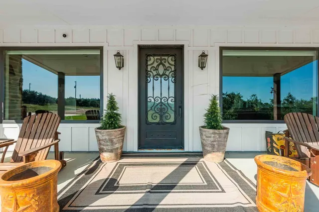 $1,950,000 | 147 Gray Wolf, Blanco, TX 78606