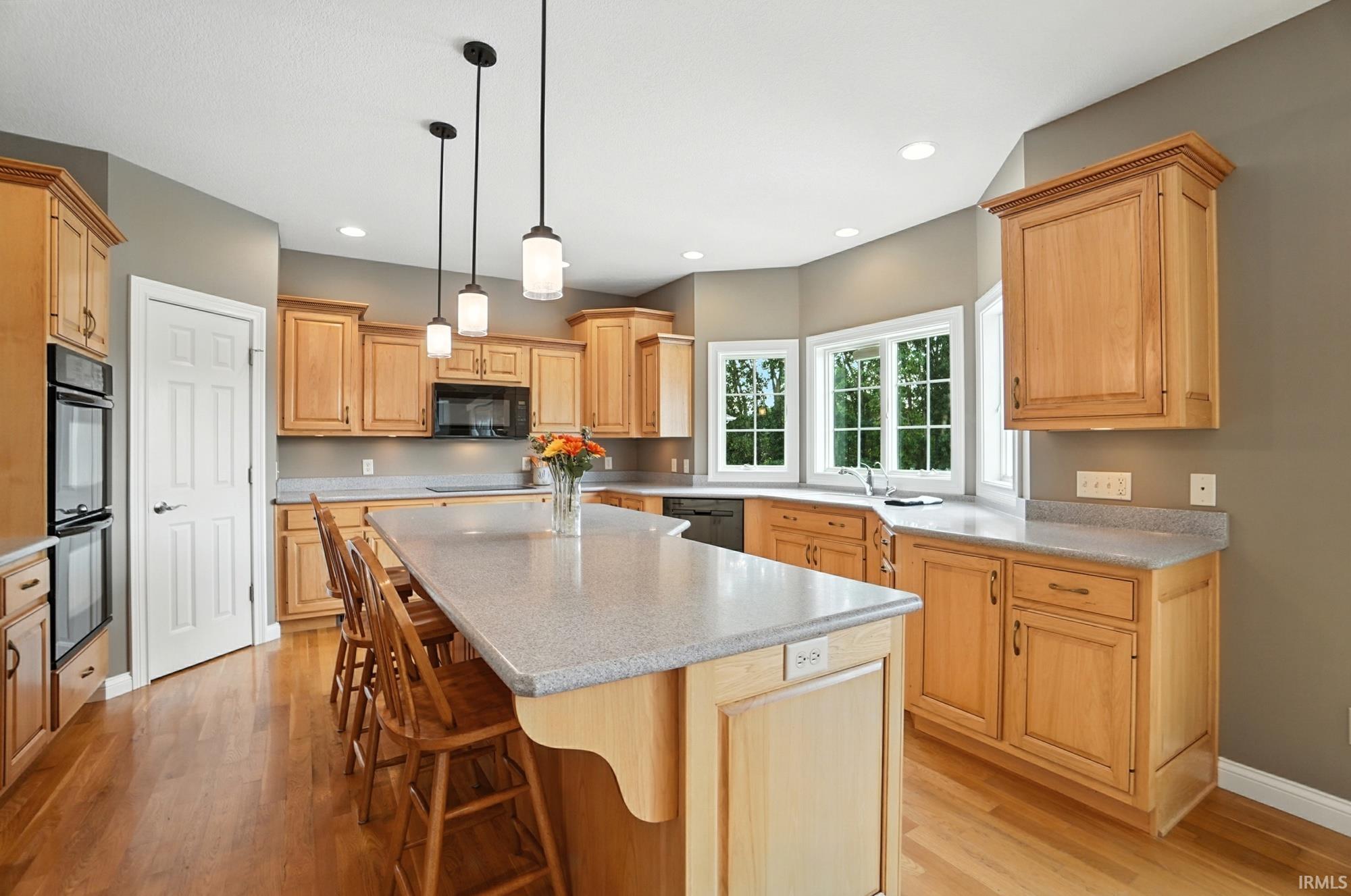 5804 Hollopeter Road Leo, IN 46765 - Photo 11 of 36 Gallery Image 11