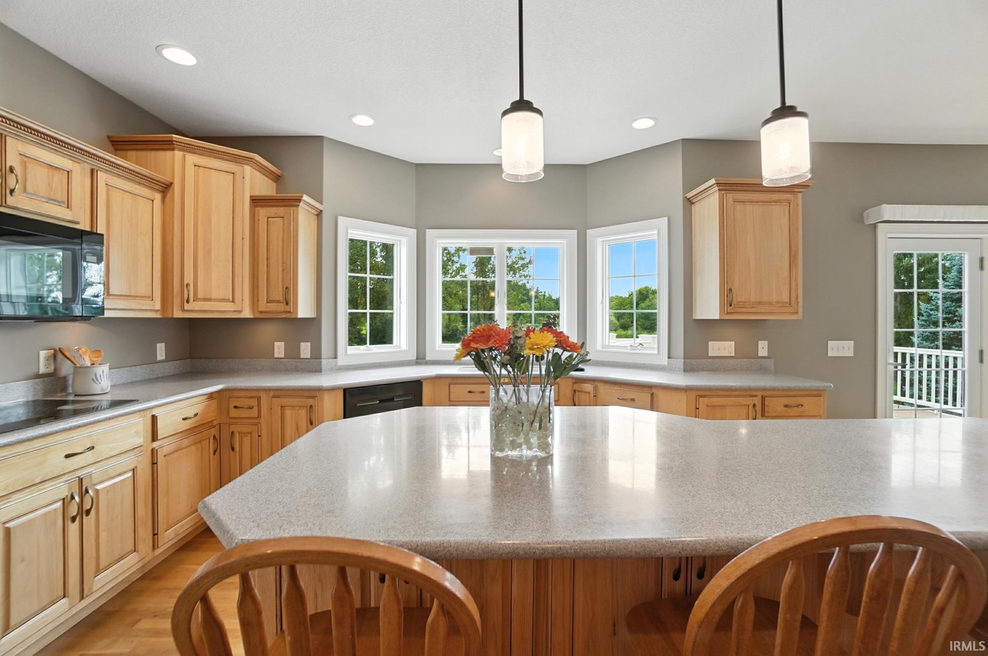 5804 Hollopeter Road Leo, IN 46765 - Photo 12 of 36 Gallery Image 12