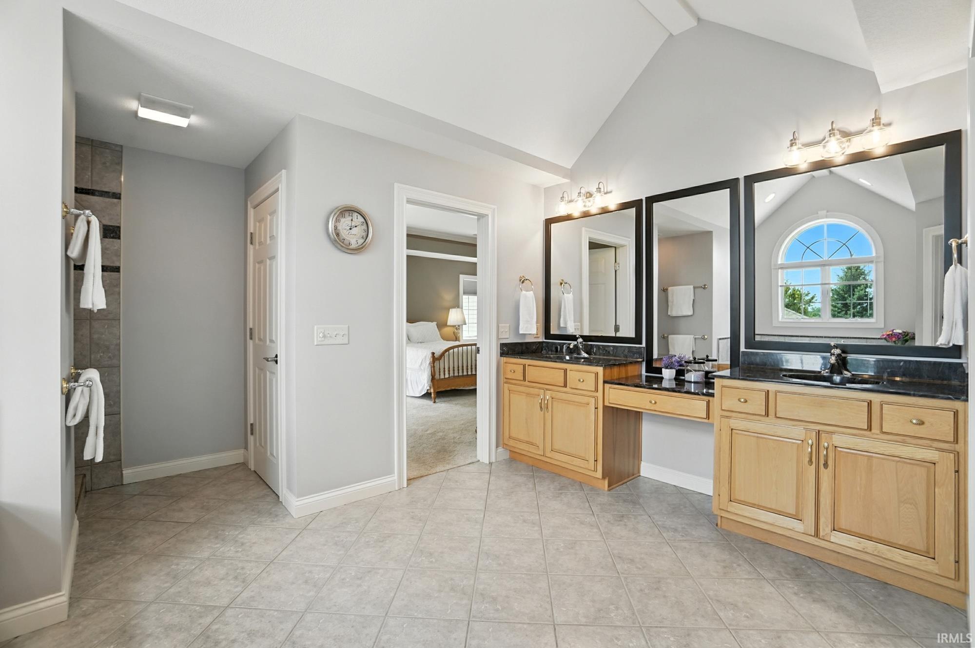 5804 Hollopeter Road Leo, IN 46765 - Photo 17 of 36 Gallery Image 17