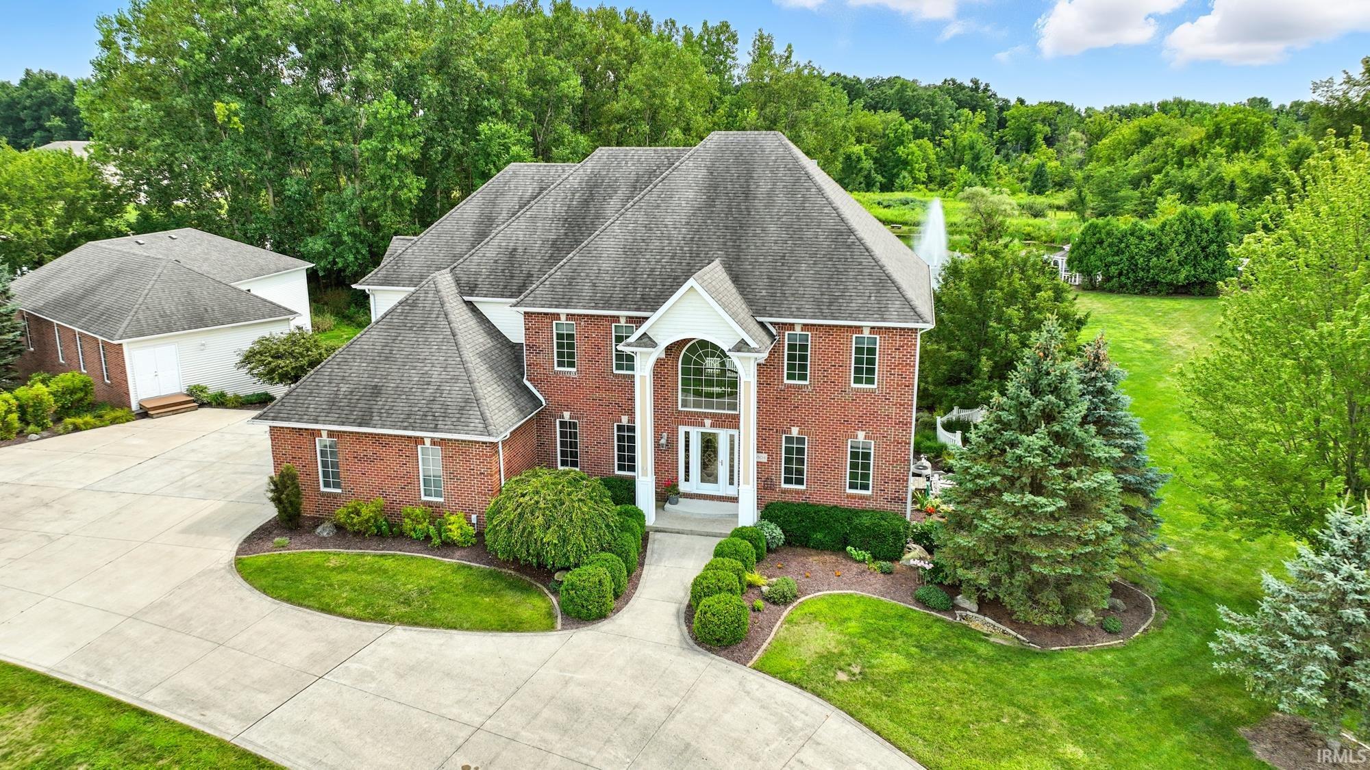 5804 Hollopeter Road Leo, IN 46765 - Photo 3 of 36 Gallery Image 3