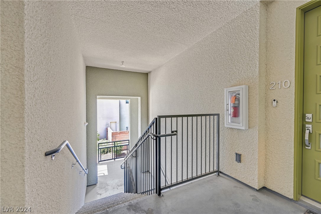 11258 Essence Point Avenue, Unit 211 Las Vegas, NV 89135 - Photo 22 of 41