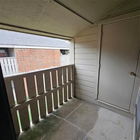 $1,095 | 9600 Royal Lane, Unit 612, Dallas, TX 75243