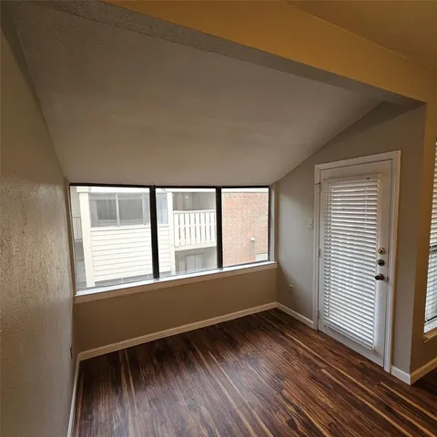 $1,195 | 9600 Royal Lane, Unit 612, Dallas, TX 75243