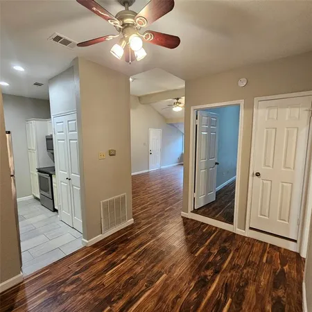 $1,095 | 9600 Royal Lane, Unit 612, Dallas, TX 75243