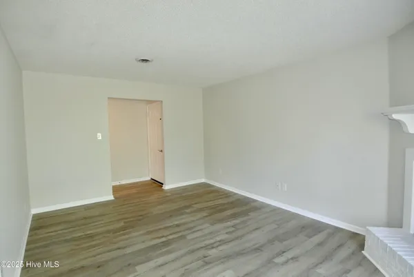 $950 | 1727 Elmwood Drive, Unit D, New Bern, NC 28560