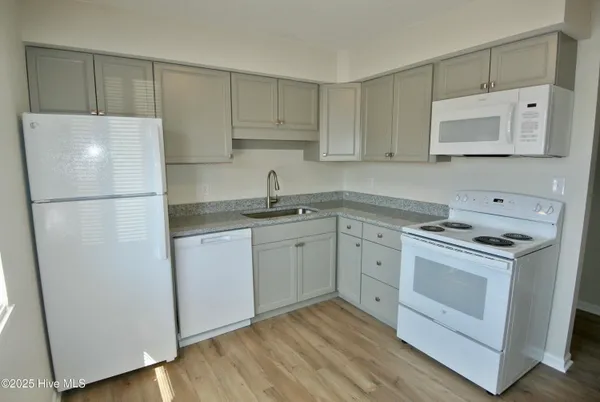 $950 | 1727 Elmwood Drive, Unit D, New Bern, NC 28560