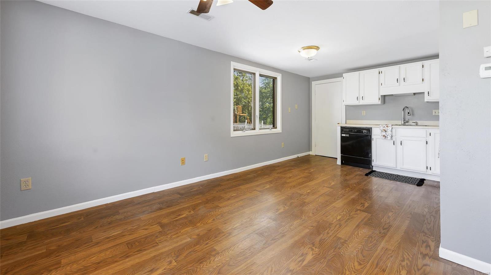156 Gall Road Columbia, IL 62236 - Photo 4 of 36 Gallery Image 4