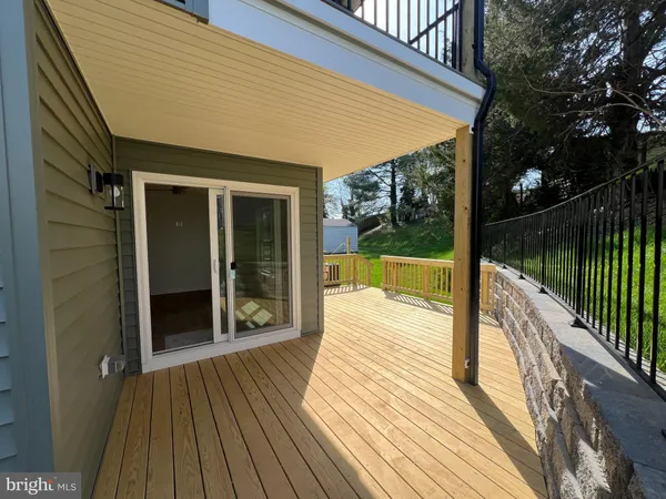 $2,600 | 352 West 11th Street, Front Royal, VA 22630