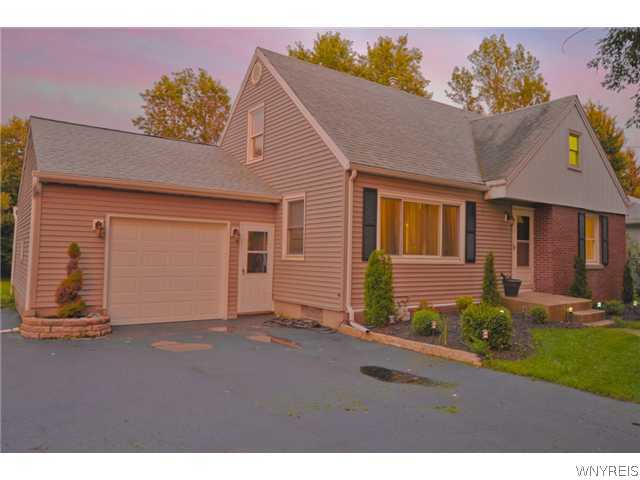 275 Ayer Road Amherst, NY 14221 - Photo 1 of 1 Exterior Front