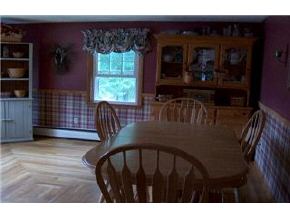 11 Wathen Road Bedford, NH 03110 - Photo 4 of 9