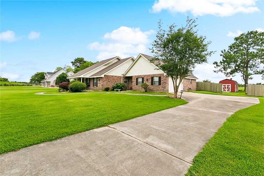 7045 River Road Waggaman, LA 70094 - Photo 3 of 23 Gallery Image 3