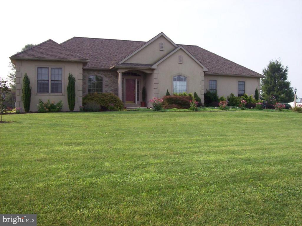 513 Center Road Quarryville, PA 17566 - Photo 1 of 24 Gallery Image 1