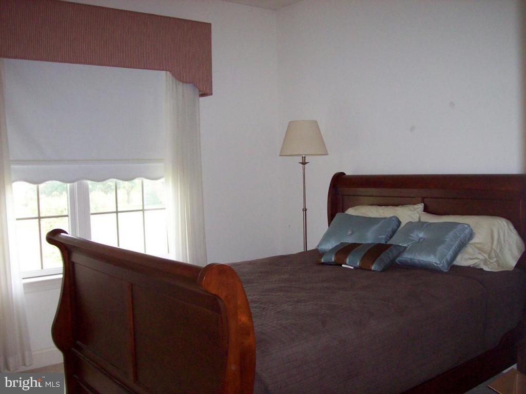 513 Center Road Quarryville, PA 17566 - Photo 9 of 24 Gallery Image 9