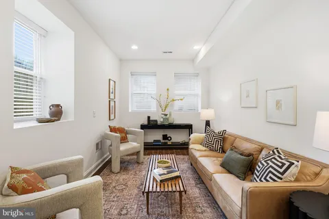 $735,000 | 11 S Street Northwest, Unit 1, Washington, DC 20001