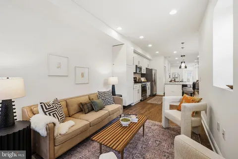 $735,000 | 11 S Street Northwest, Unit 1, Washington, DC 20001