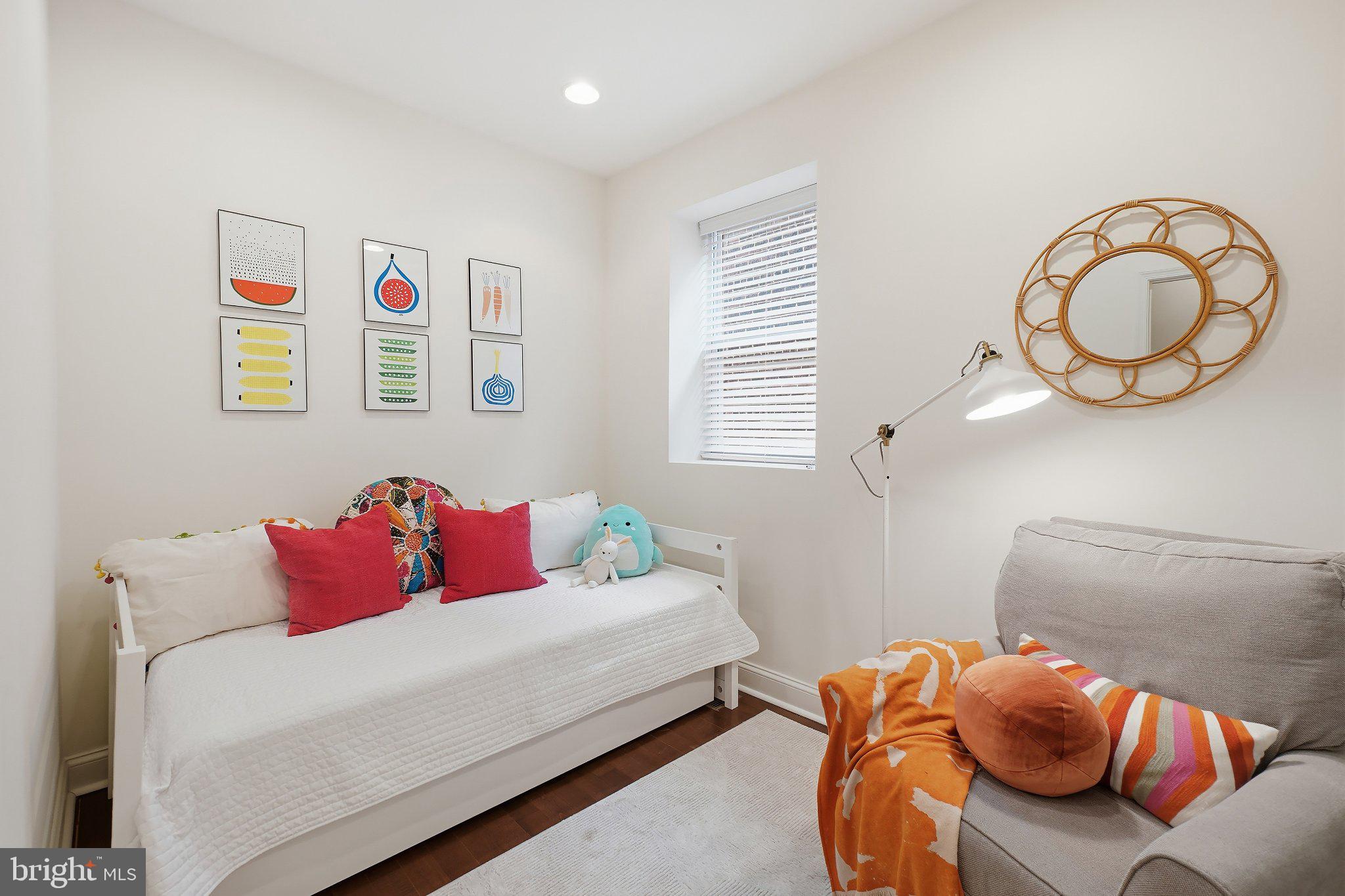 11 S Street Northwest, Unit 1 Washington, DC 20001 - Photo 19 of 33