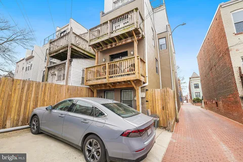 $735,000 | 11 S Street Northwest, Unit 1, Washington, DC 20001