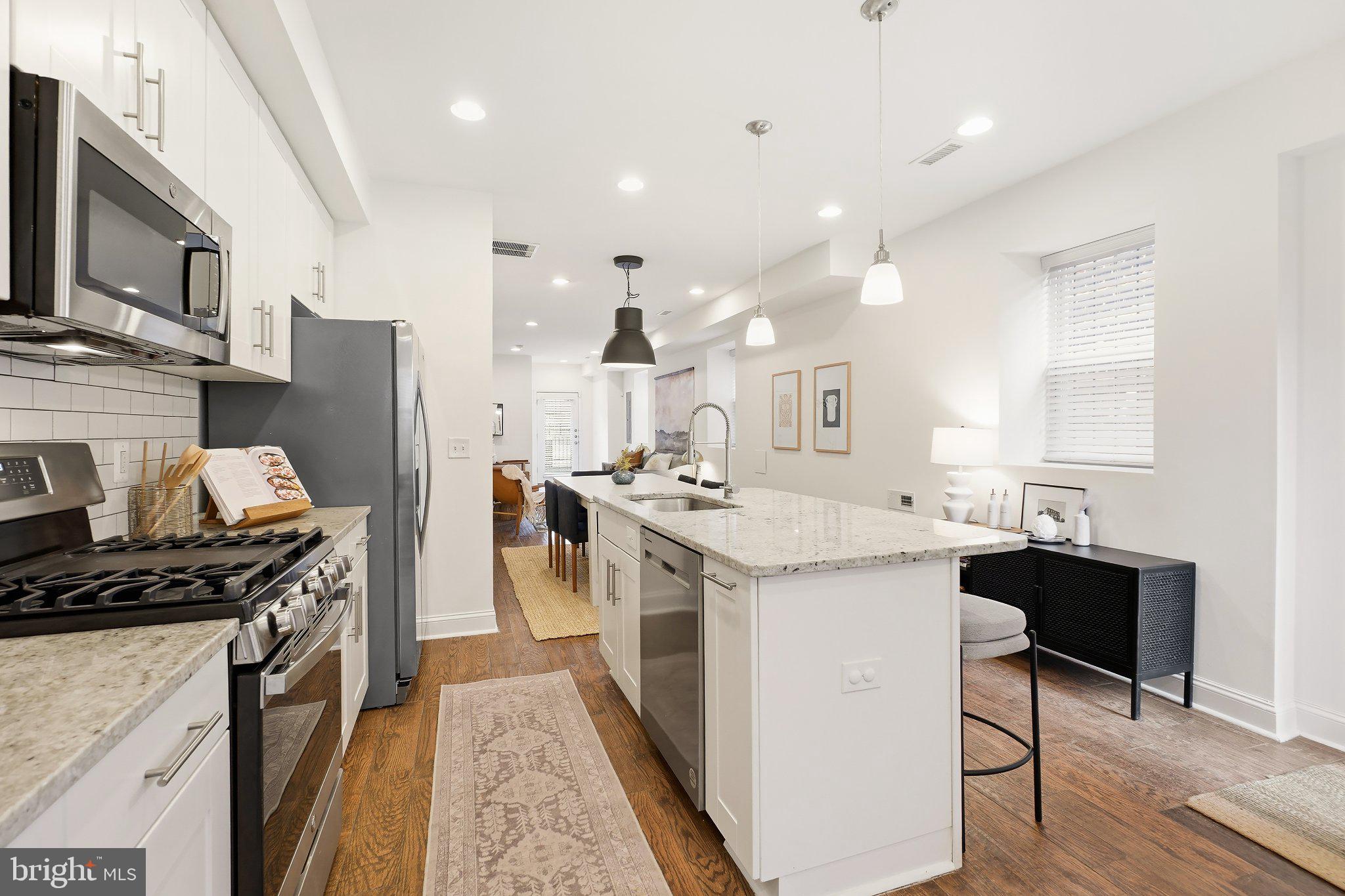 11 S Street Northwest, Unit 1 Washington, DC 20001 - Photo 10 of 33