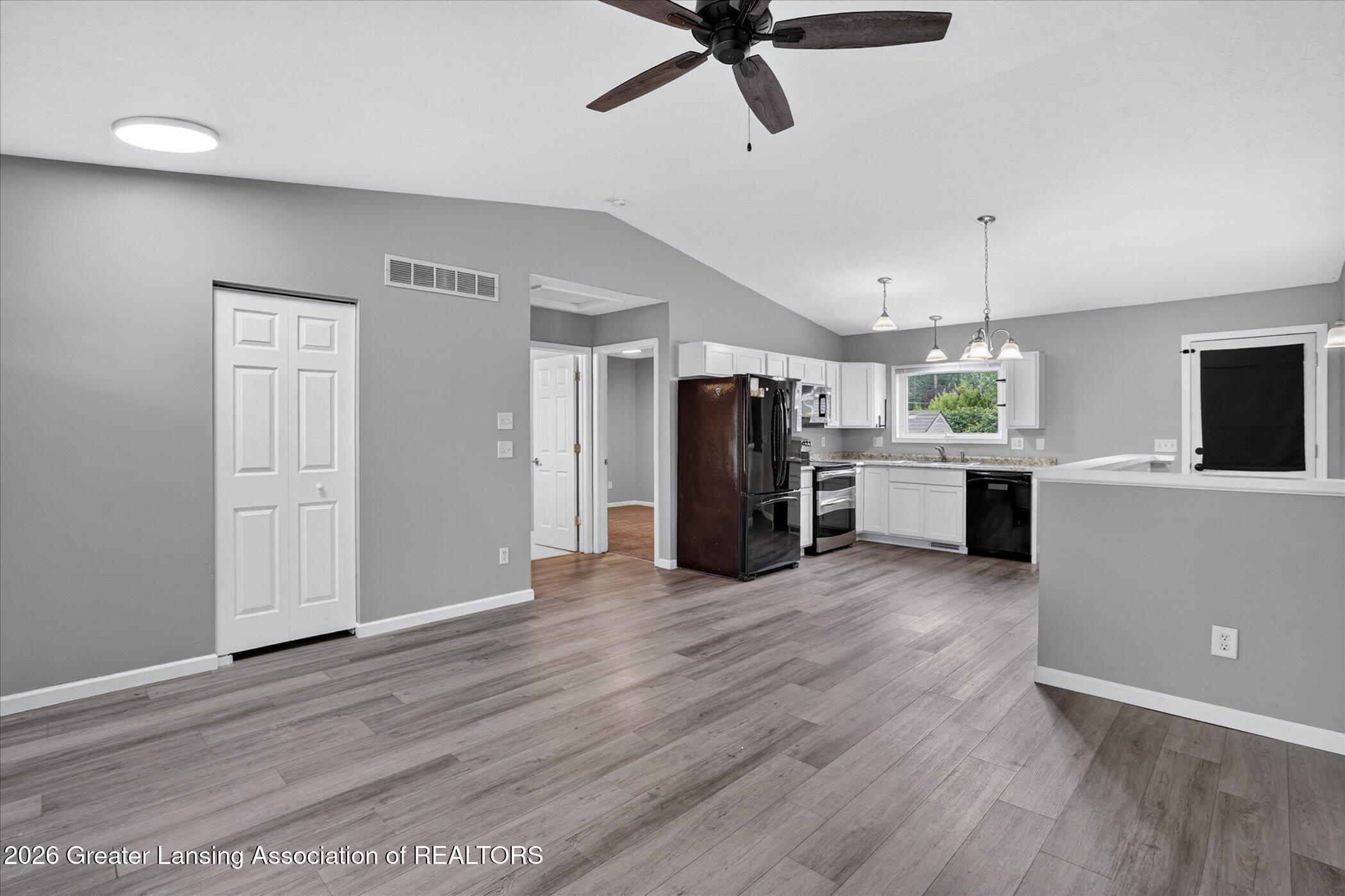 5105 Hughes Road Lansing, MI 48911 - Photo 8 of 26 09-5105-Hughes-Rd-WindowStill-Photograph