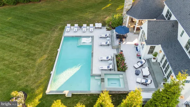 $2,950,000 | 24 New Whitehorse Way, Malvern, PA 19355