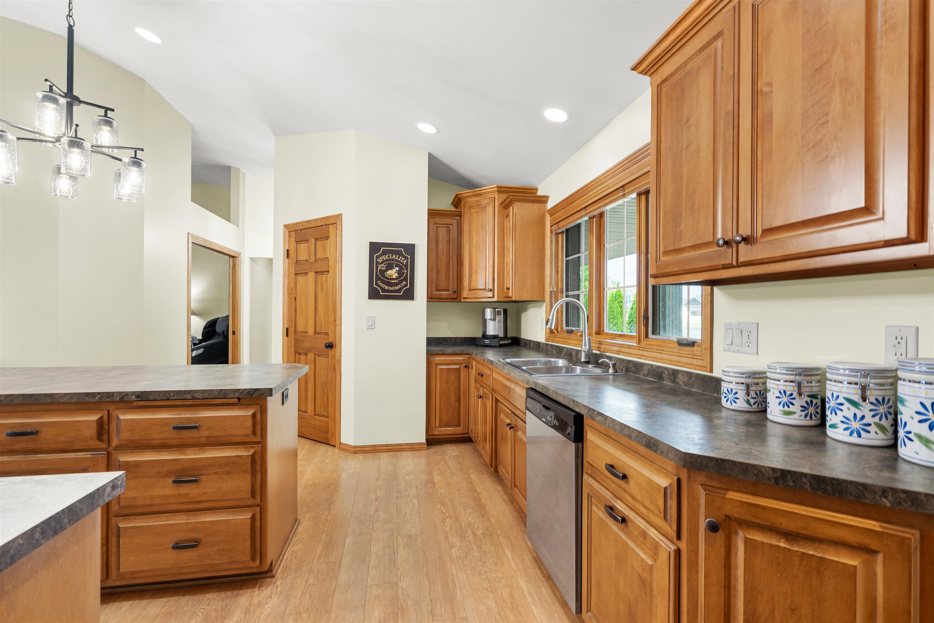 1112 Lake Park Road Menasha, WI 54952 - Photo 16 of 54