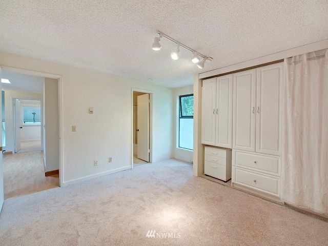 $200,000 | 13954 Northeast 60th Way, Unit 111, Redmond, WA 98052