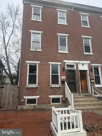 $2,650 | 641 Astor Street, Norristown, PA 19401