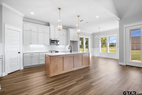 $439,900 | 15274 County Road 1100, Tyler, TX 75703