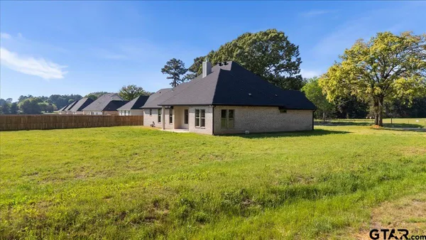 $439,900 | 15274 County Road 1100, Tyler, TX 75703