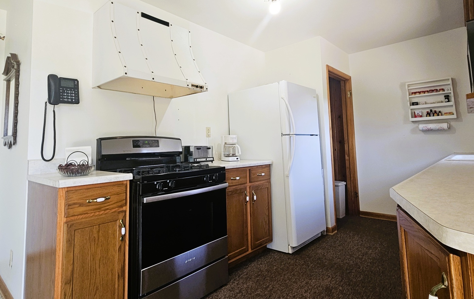 4007 Emerson Road Sterling, IL 61081 - Photo 8 of 32 Gallery Image 8