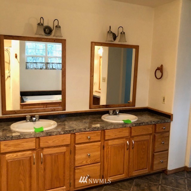139 East Avery Road, Unit 26 Chehalis, WA 98532 - Photo 7 of 25