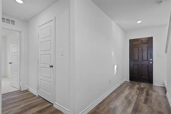 $2,100 | 812 Heartseed Avenue, New Braunfels, TX 78130